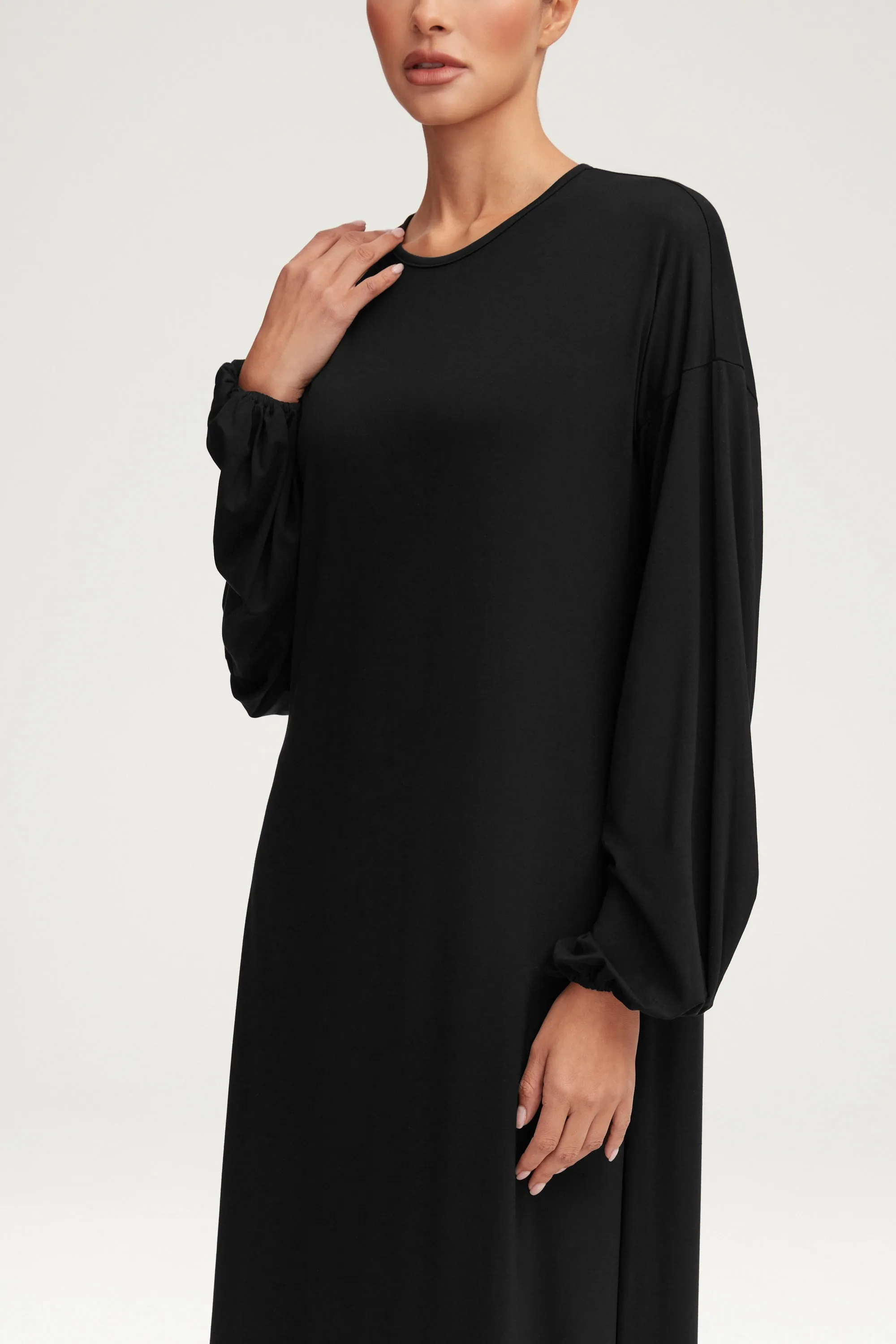 Afiyah Jersey Maxi Dress - Black