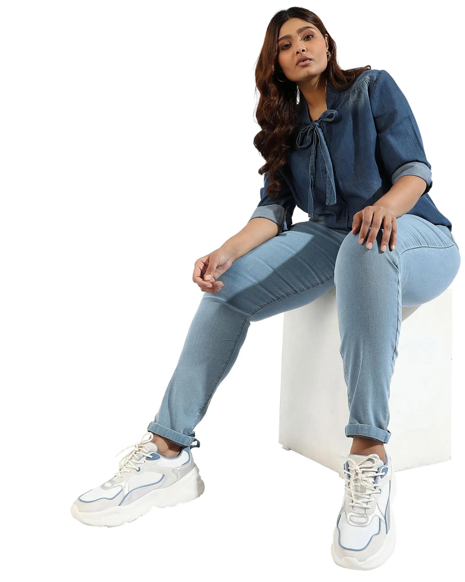 Confirtable Fitted Jeans | Light Blue